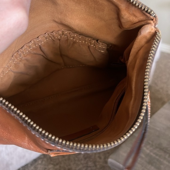 Patricia Nash Fold-over Wristlet/Clutch Leather Light Brown - Picture 8 of 14